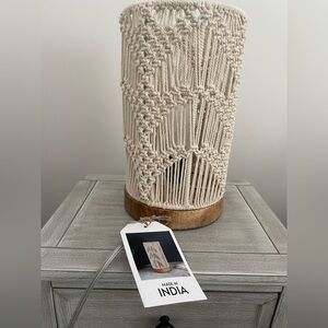 Macramé Lamp